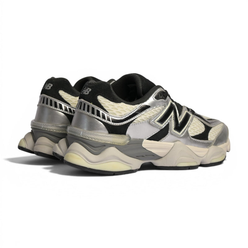 New Balance 9060 "Palace Metallic"