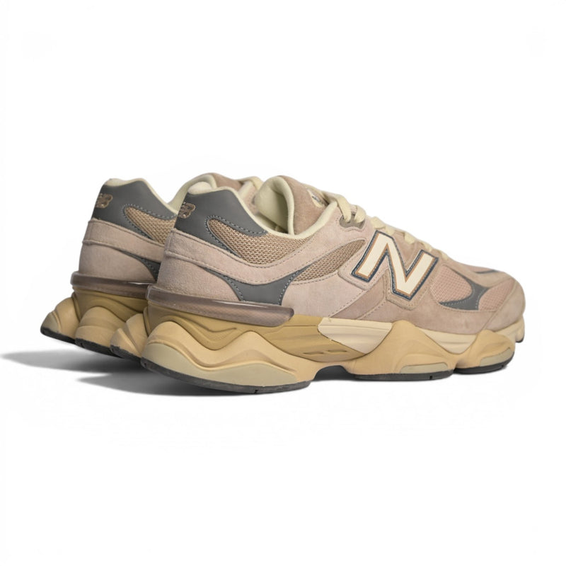 New Balance 9060 Driftwood Castlerock