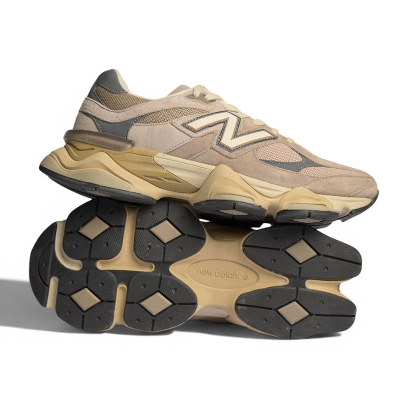 New Balance 9060 Driftwood Castlerock