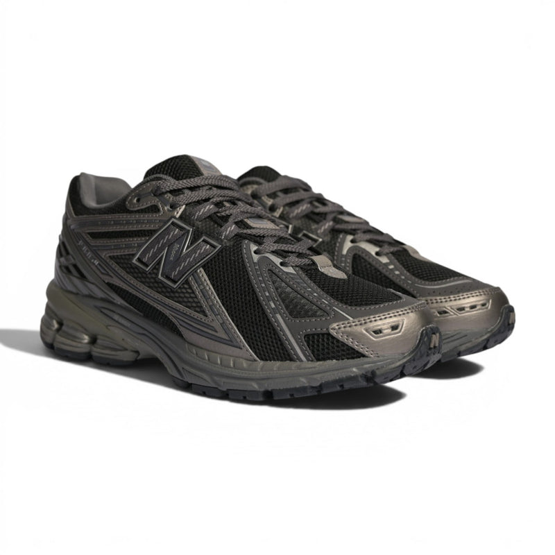 New Balance 1906R Black / Dark Grey