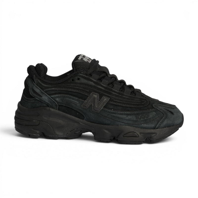 New Balance 1000 Black Cat