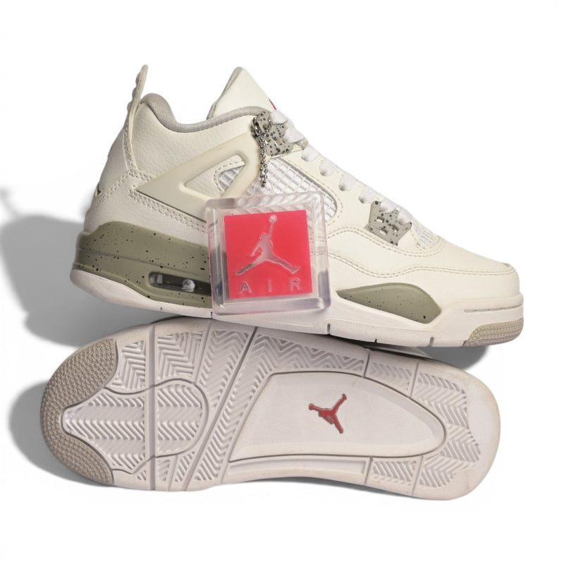 Air Jordan 4 Retro "White Oreo"