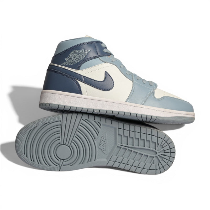 Air Jordan 1 Mid "True Blue