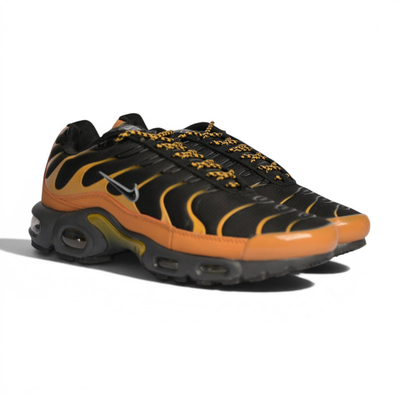 Nike Air Max Plus "Black University Gold"