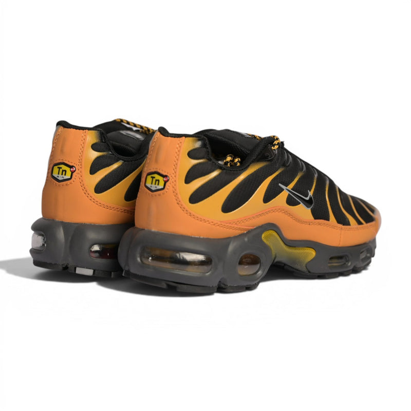 Nike Air Max Plus "Black University Gold"