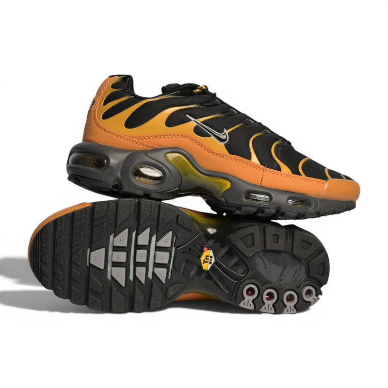 Nike Air Max Plus "Black University Gold"