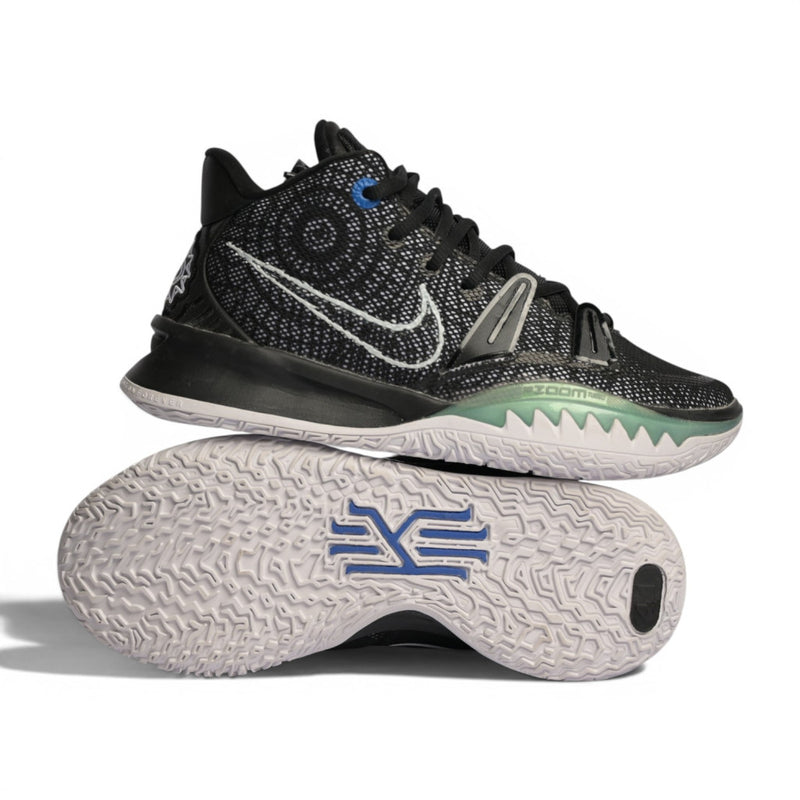 Nike Kyrie 7 "Black White"