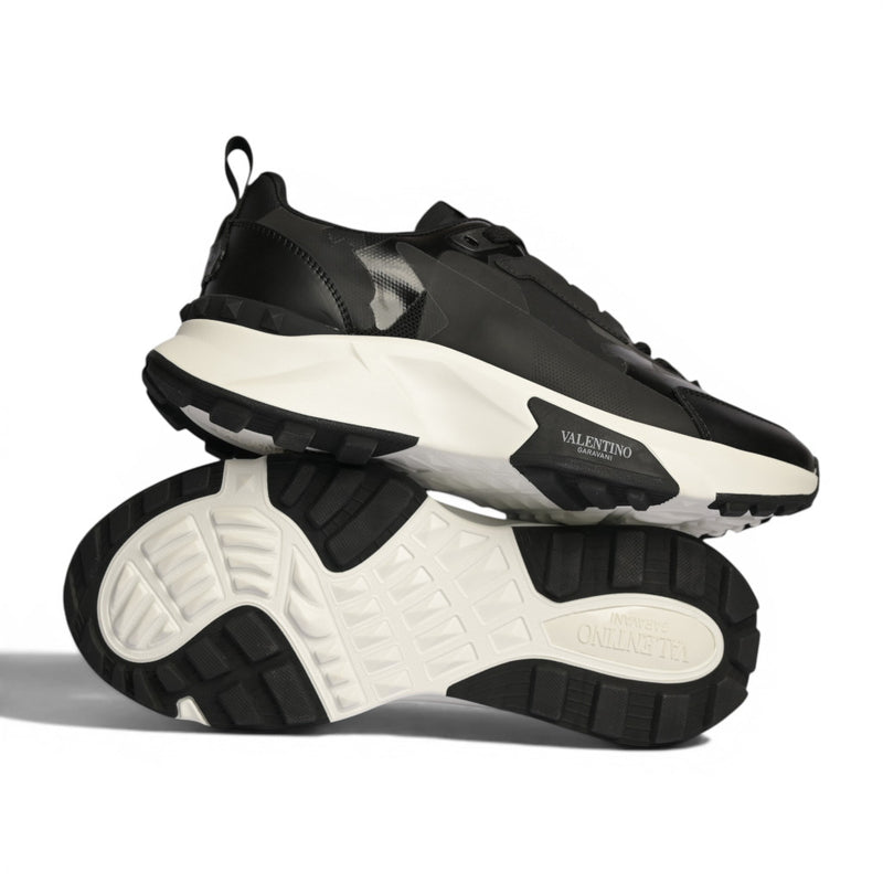 Valentino Garavani True Act Sneakers